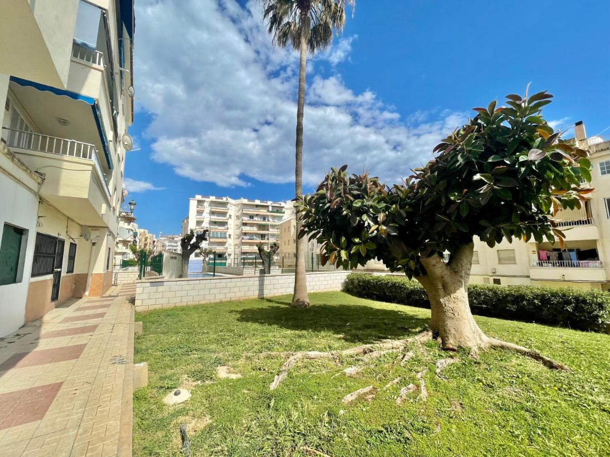Apartamento Cerca De La Playa Torrecilla Nerja Esterno foto
