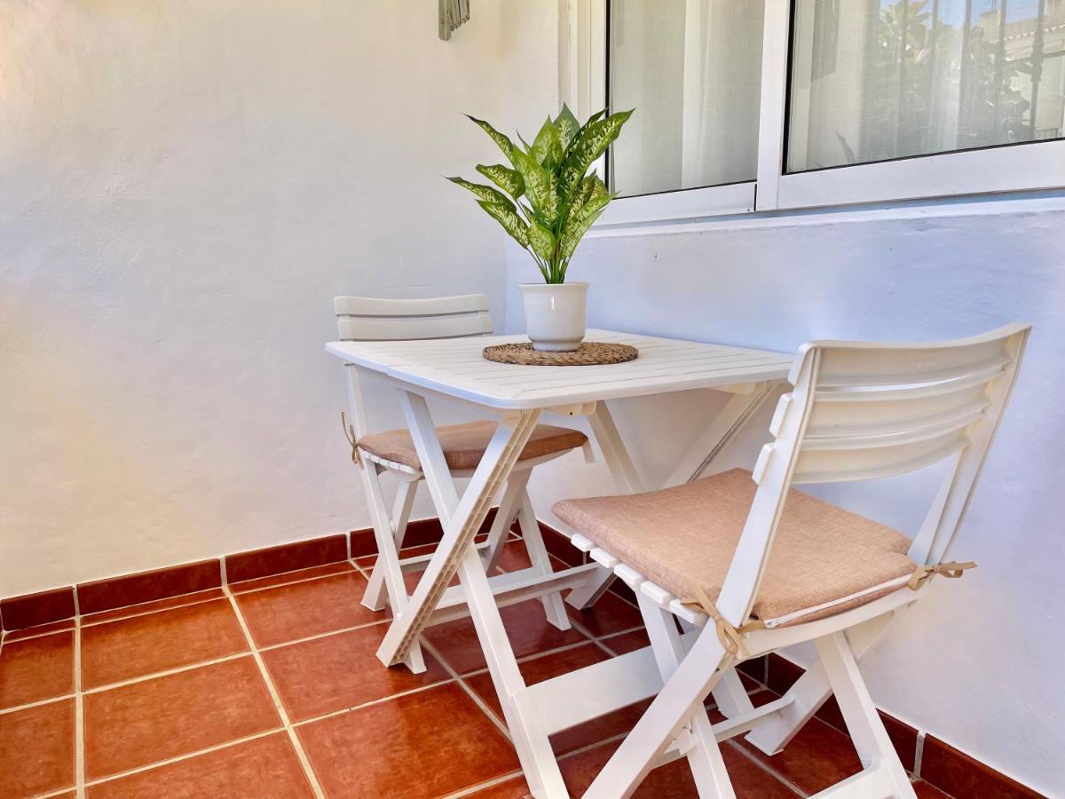 Apartamento Cerca De La Playa Torrecilla Nerja Esterno foto